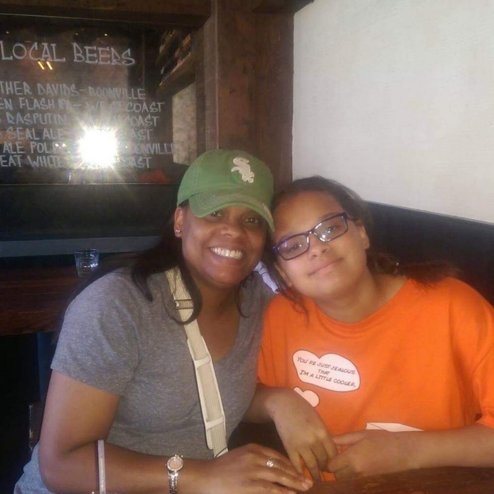 Meet your Posher, Sharr